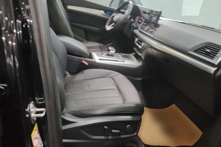 Used Audi Q5L 2020 Updated 40 TFSI Prestige Fashion Edition Right Front Seat