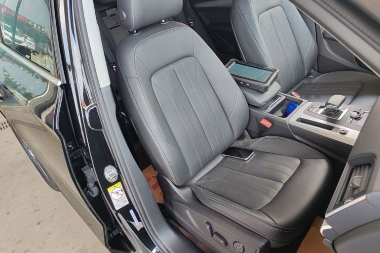 Used Audi Q5L 2020 Updated 40 TFSI Prestige Fashion Edition Right Front Seat