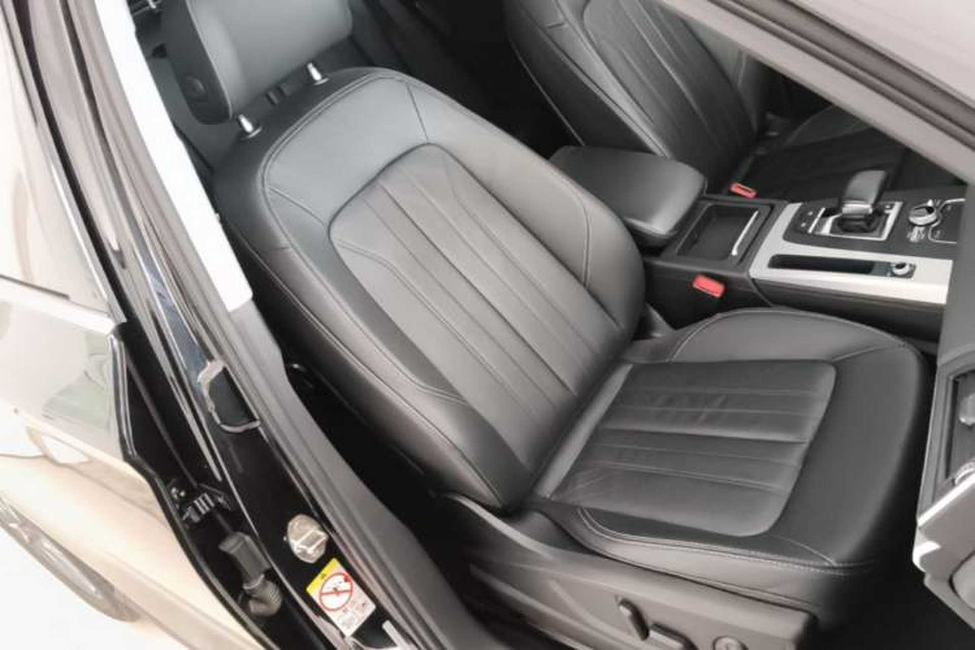 Used Audi Q5L 2020 Updated 40 TFSI Prestige Fashion Edition Right Front Seat