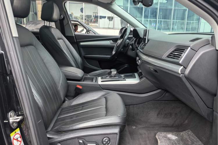 Used Audi Q5L 2020 40 TFSI Prestige Fashion Edition Right Front Seat