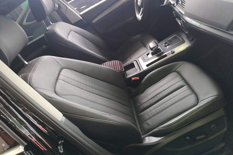 Used Audi Q5L 2020 45 TFSI Prestige Fashion Model Right Front Seat