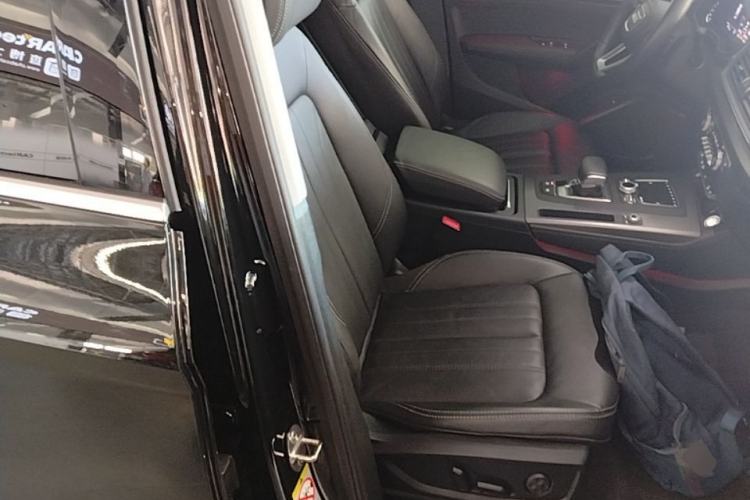 Used Audi Q5L 2020 Updated 40 TFSI Prestige Fashion Edition Right Front Seat