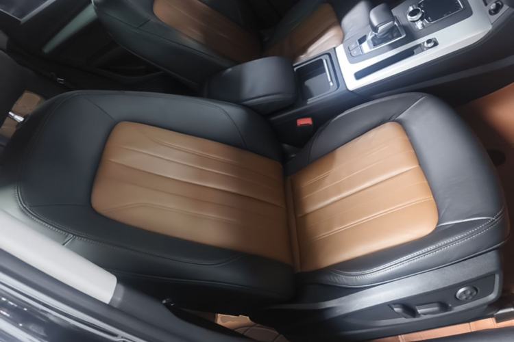 Used Audi Q5L 2020 Updated 40 TFSI Prestige Fashion Edition Right Front Seat