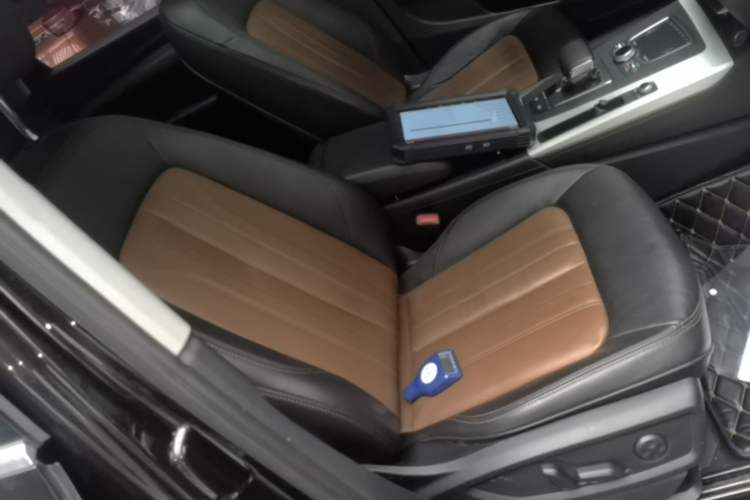 Used Audi Q5L 2020 Updated 40 TFSI Prestige Fashion Edition Right Front Seat