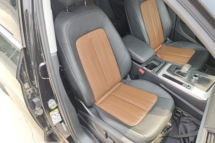 Used Audi Q5L 2020 Updated 40 TFSI Prestige Fashion Edition Right Front Seat