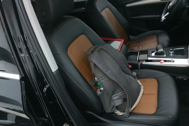 Used Audi Q5L 2020 Updated 40 TFSI Prestige Fashion Edition Right Front Seat