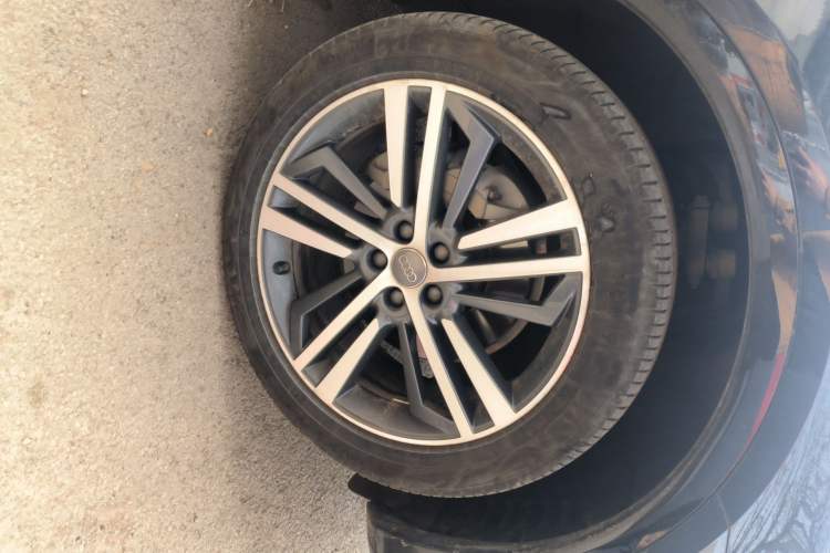 Used Audi Q5L 2020 40 TFSI Prestige Fashion Edition Right Front Wheel Hub