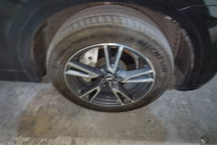 Used Audi Q5L 2020 40 TFSI Prestige Fashion Edition Right Front Wheel Hub