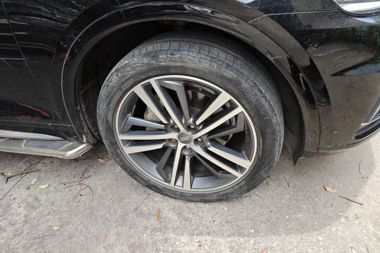 Used Audi Q5L 2020 Revised 40 TFSI Prestige Edition Right Front Wheel Hub