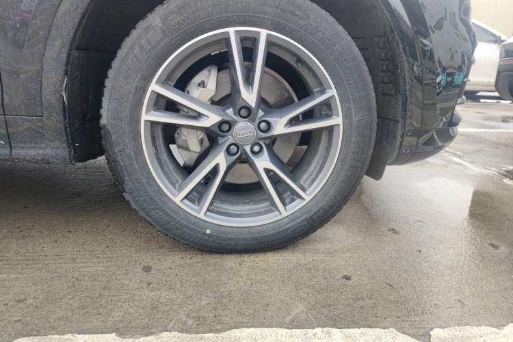 Used Audi Q5L 2020 40 TFSI Prestige Fashion Edition Right Front Wheel Hub