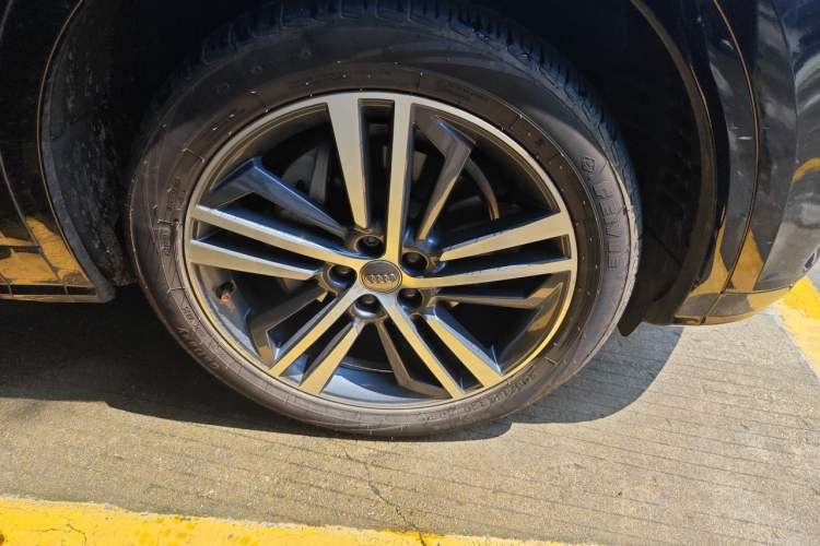 Used Audi Q5L 2020 40 TFSI Prestige Fashion Edition Right Front Wheel Hub