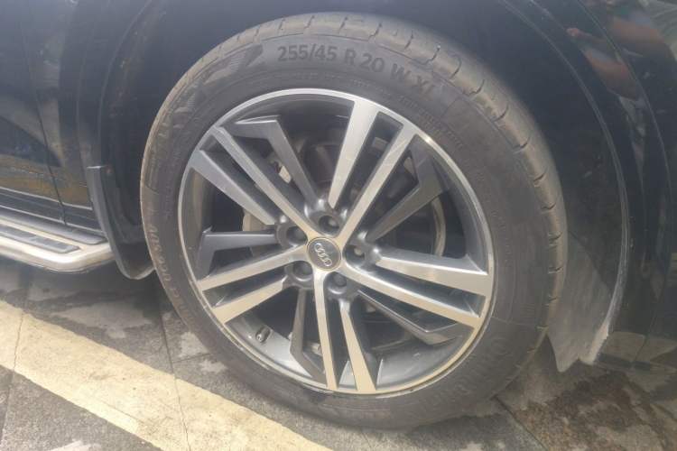 Used Audi Q5L 2020 40 TFSI Prestige Fashion Edition Right Front Wheel Hub