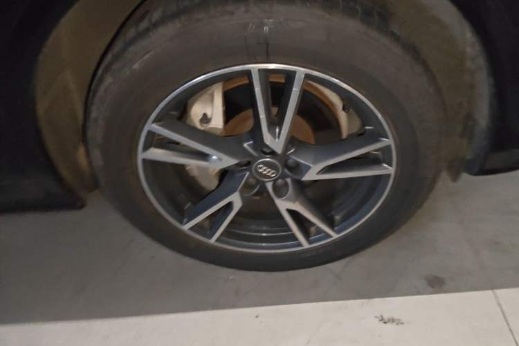 Used Audi Q5L 2020 40 TFSI Prestige Fashion Edition Right Front Wheel Hub