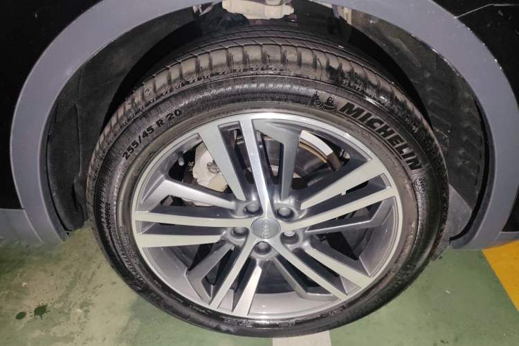 Used Audi Q5L 2020 45 TFSI Prestige Elegant Edition Right Front Wheel Hub