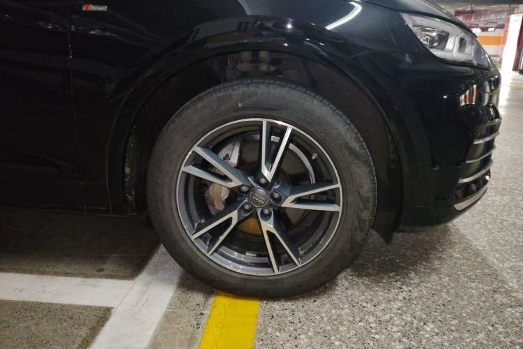 Used Audi Q5L 2020 40 TFSI Prestige Fashion Edition Right Front Wheel Hub
