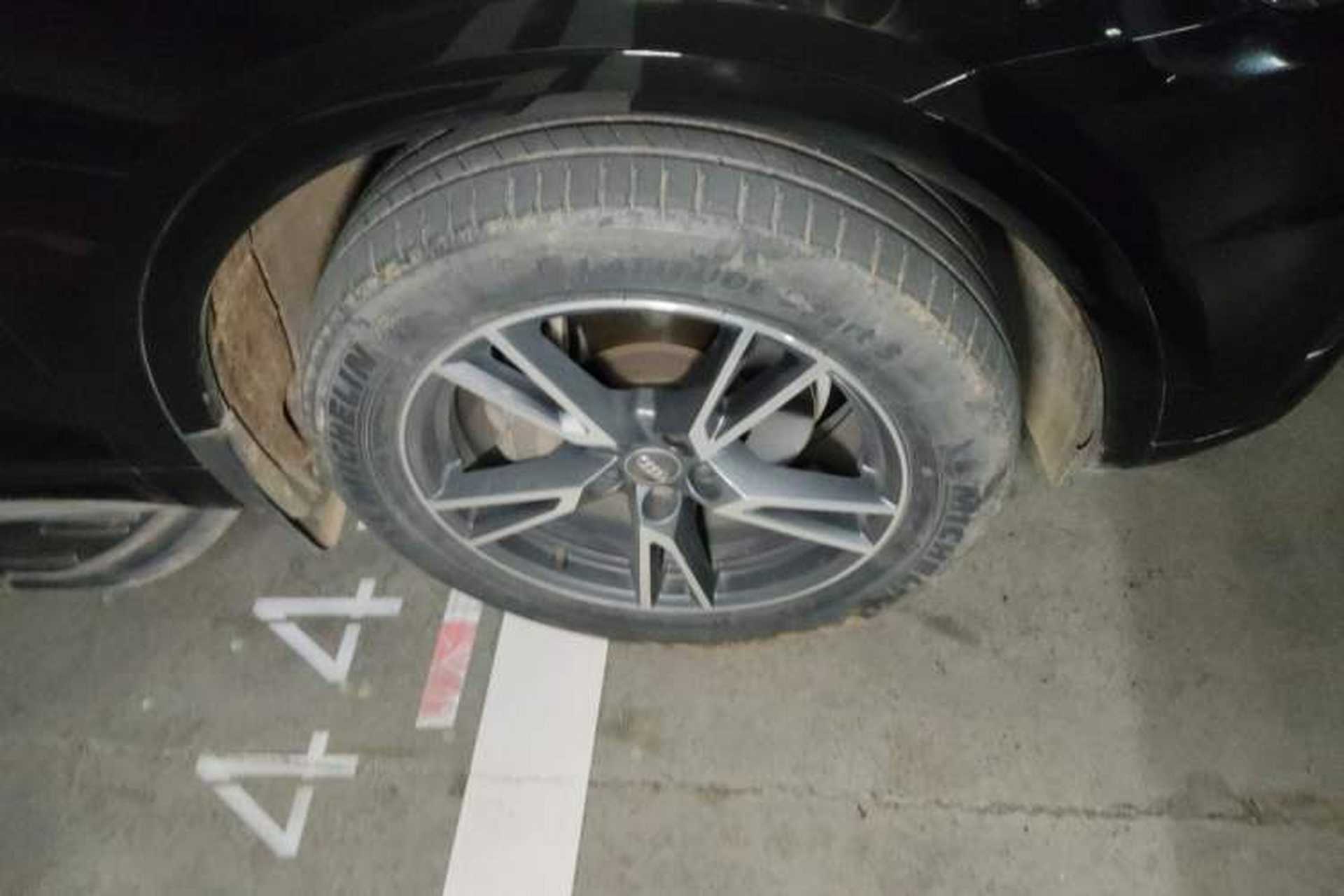 Used Audi Q5L 2020 Revised 40 TFSI Prestige Edition Right Front Wheel Hub