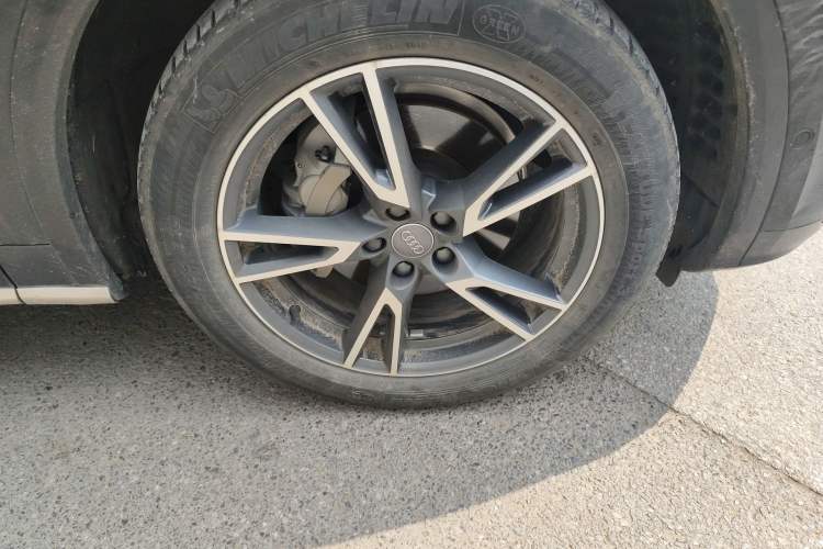 Used Audi Q5L 2020 45 TFSI Prestige Fashion Model Right Front Wheel Hub