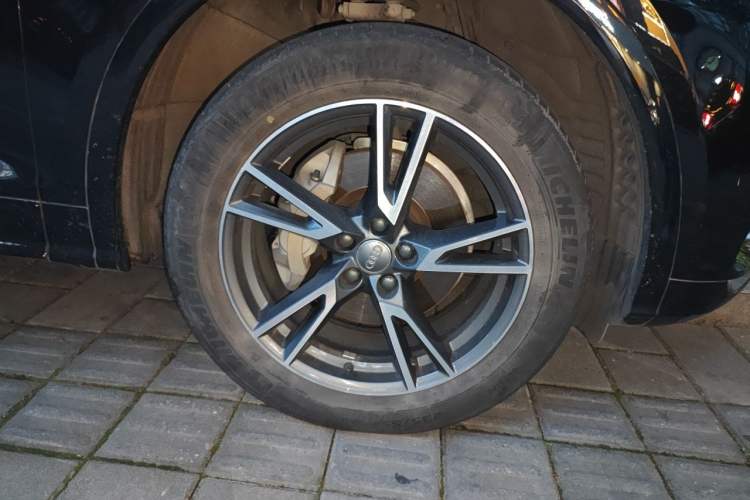 Used Audi Q5L 2020 40 TFSI Prestige Fashion Edition Right Front Wheel Hub