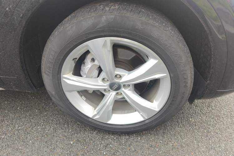 Used Audi Q5L 2020 Revised 40 TFSI Prestige Edition Right Front Wheel Hub