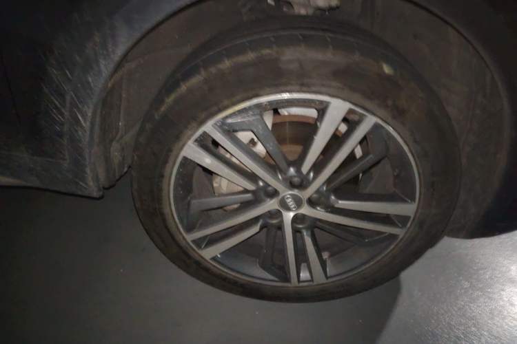 Used Audi Q5L 2020 45 TFSI Prestige Elegant Edition Right Front Wheel Hub