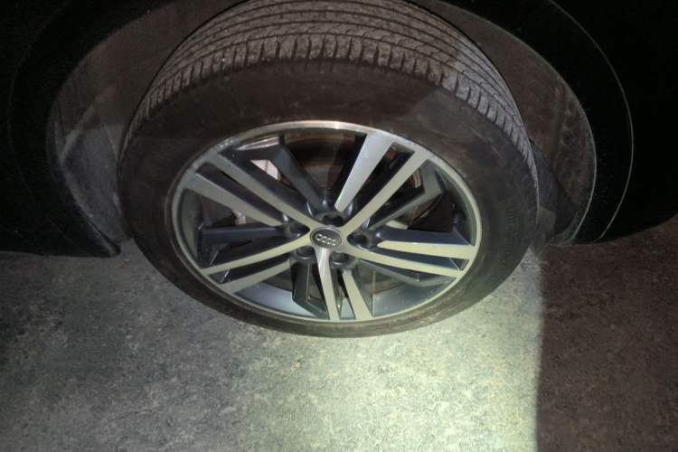 Used Audi Q5L 2020 40 TFSI Prestige Edition Right Front Wheel Hub