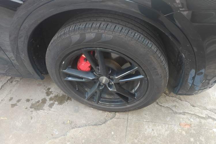 Used Audi Q5L 2020 45 TFSI Prestige Fashion Model Right Front Wheel Hub