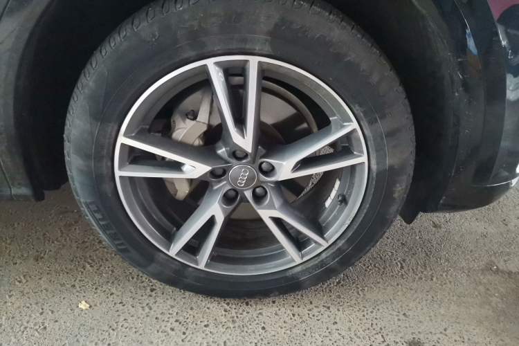 Used Audi Q5L 2020 45 TFSI Prestige Fashion Model Right Front Wheel Hub
