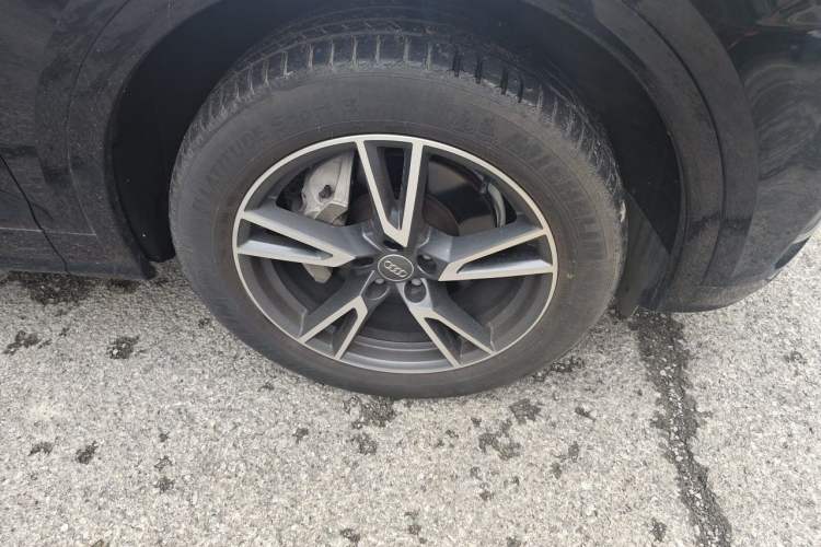 Used Audi Q5L 2020 40 TFSI Prestige Fashion Edition Right Front Wheel Hub