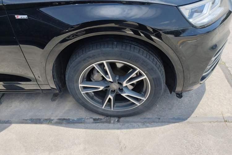 Used Audi Q5L 2020 40 TFSI Prestige Fashion Edition Right Front Wheel Hub