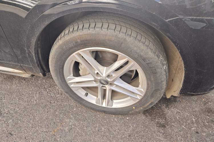 Used Audi Q5L 2020 40 TFSI Prestige Edition Right Front Wheel Hub