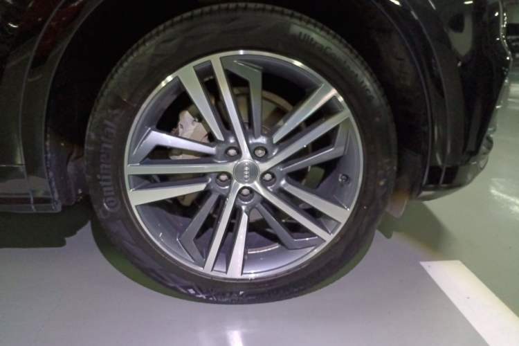Used Audi Q5L 2020 40 TFSI Prestige Fashion Edition Right Front Wheel Hub