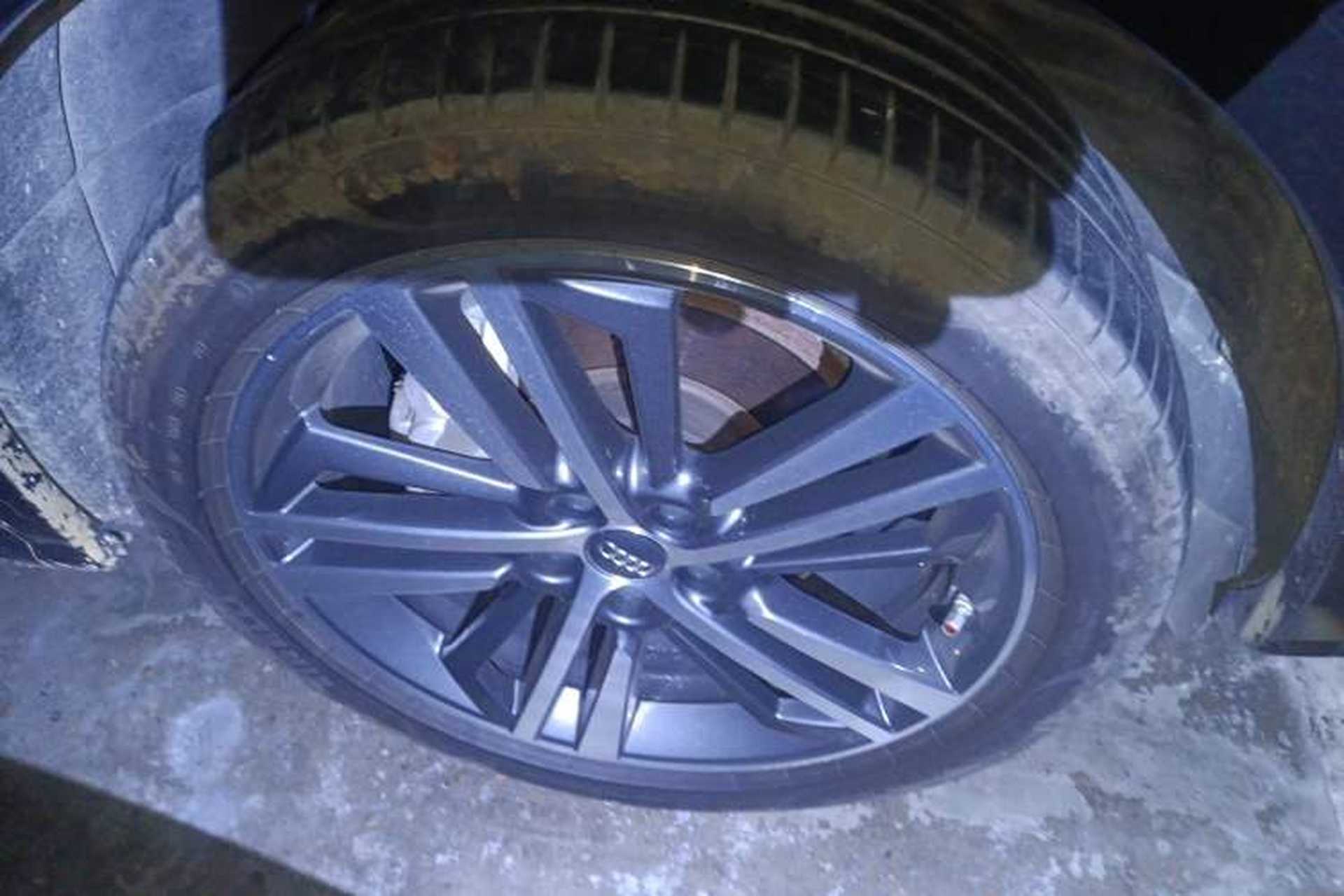 Used Audi Q5L 2020 45 TFSI Prestige Fashion Model Right Front Wheel Hub