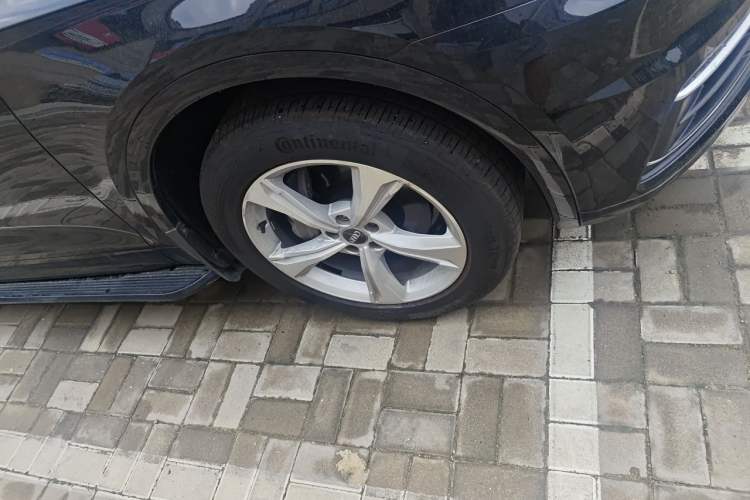Used Audi Q5L 2020 Revised 40 TFSI Prestige Edition Right Front Wheel Hub