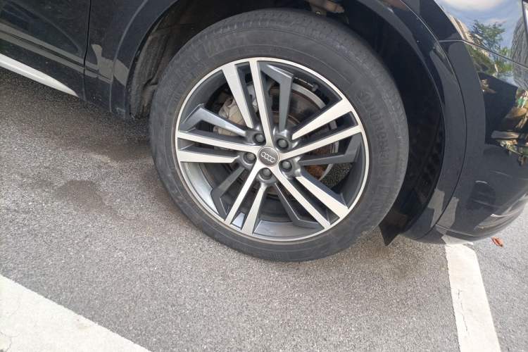 Used Audi Q5L 2020 40 TFSI Prestige Edition Right Front Wheel Hub