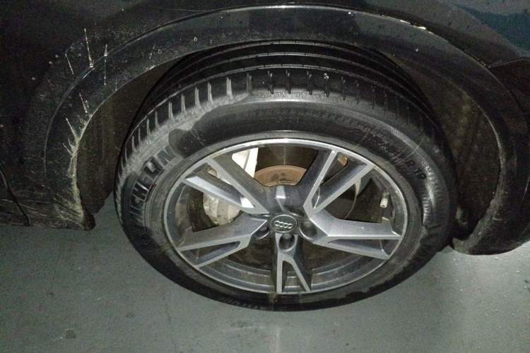 Used Audi Q5L 2020 45 TFSI Prestige Fashion Model Right Front Wheel Hub