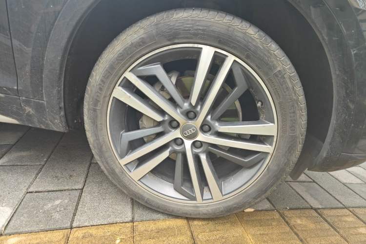 Used Audi Q5L 2020 Revised 40 TFSI Prestige Edition Right Front Wheel Hub