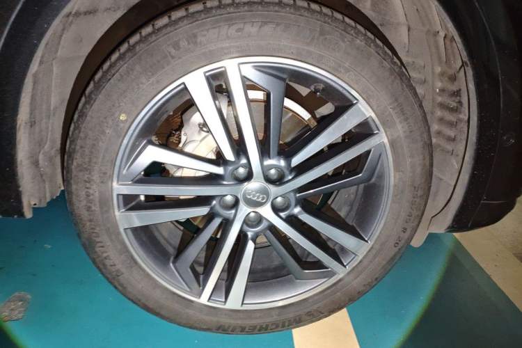 Used Audi Q5L 2020 45 TFSI Prestige Fashion Model Right Front Wheel Hub