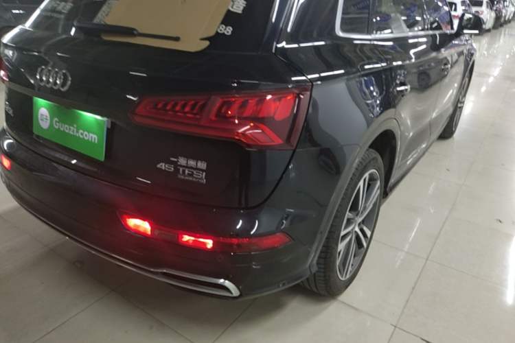 Used Audi Q5L 2020 45 TFSI Prestige Fashion Model Right Rear Taillight