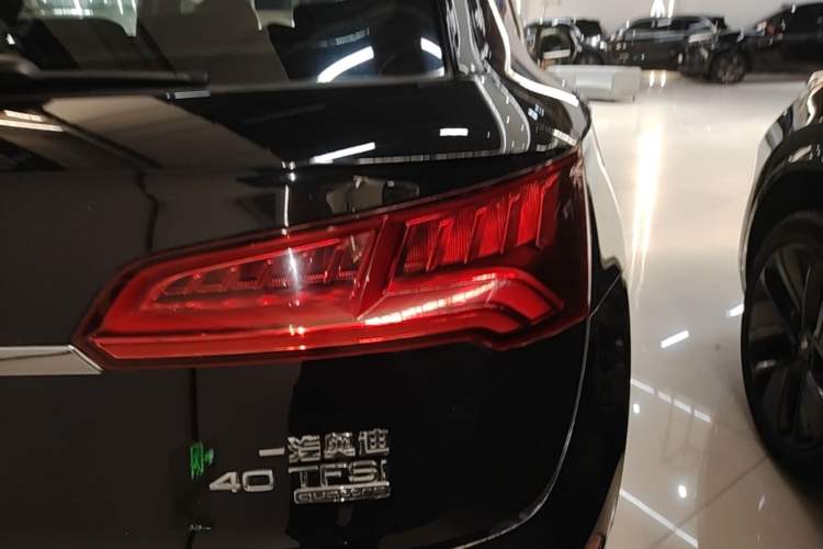Used Audi Q5L 2020 Updated 40 TFSI Prestige Fashion Edition Right Rear Taillight
