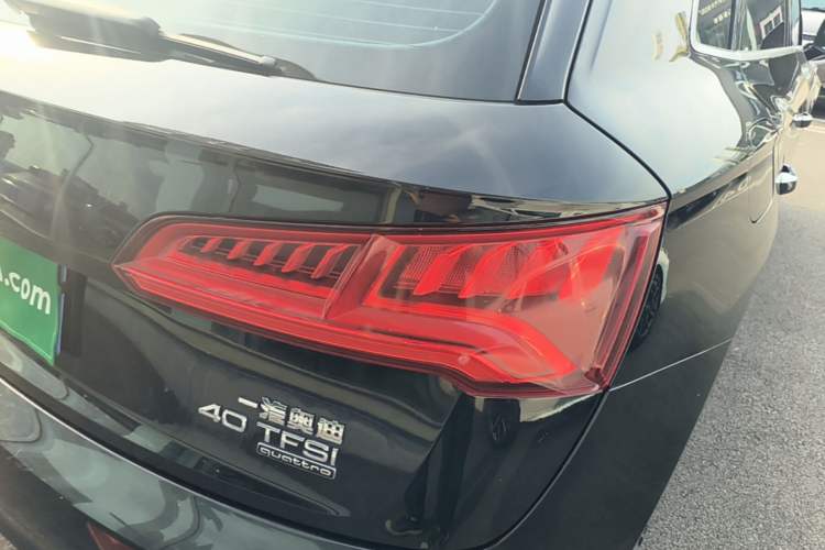 Used Audi Q5L 2020 Updated 40 TFSI Prestige Fashion Edition Right Rear Taillight