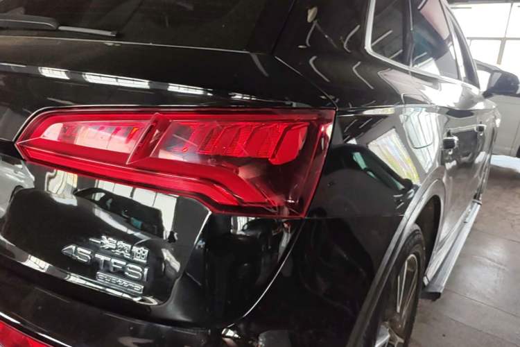 Used Audi Q5L 2020 45 TFSI Prestige Fashion Model Right Rear Taillight
