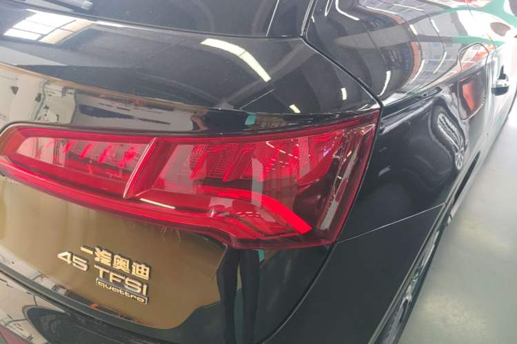 Used Audi Q5L 2020 45 TFSI Prestige Fashion Model Right Rear Taillight