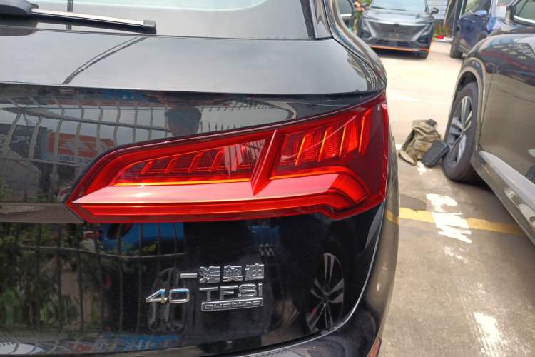 Used Audi Q5L 2020 40 TFSI Prestige Edition Right Rear Taillight