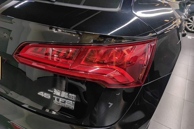 Used Audi Q5L 2020 45 TFSI Prestige Fashion Model Right Rear Taillight