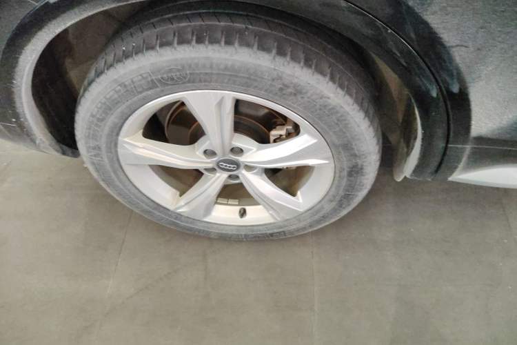 Used Audi Q5L 2020 Revised 40 TFSI Prestige Edition Right Rear Wheel Hub