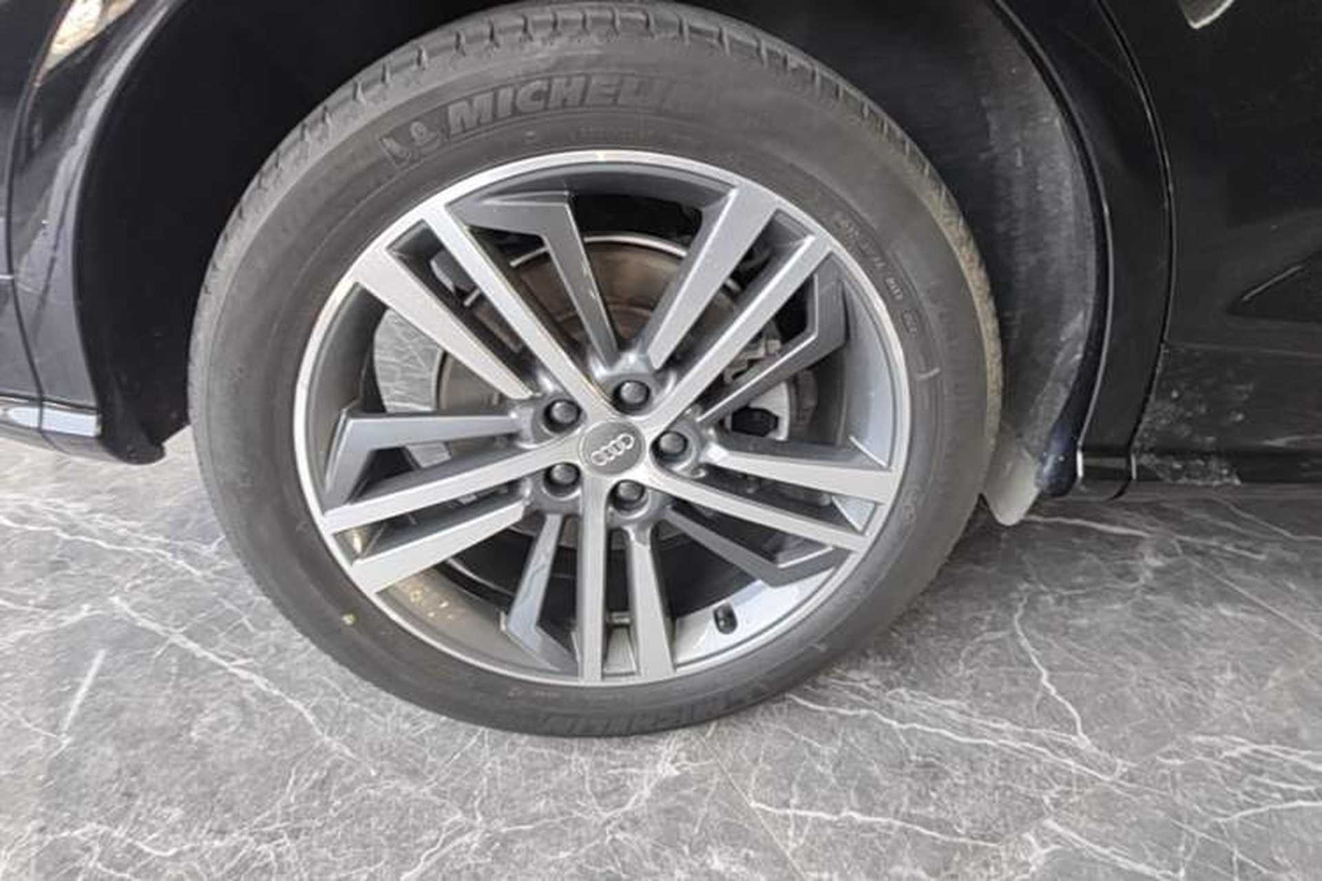 Used Audi Q5L 2020 Updated 40 TFSI Prestige Fashion Edition Right Rear Wheel Hub