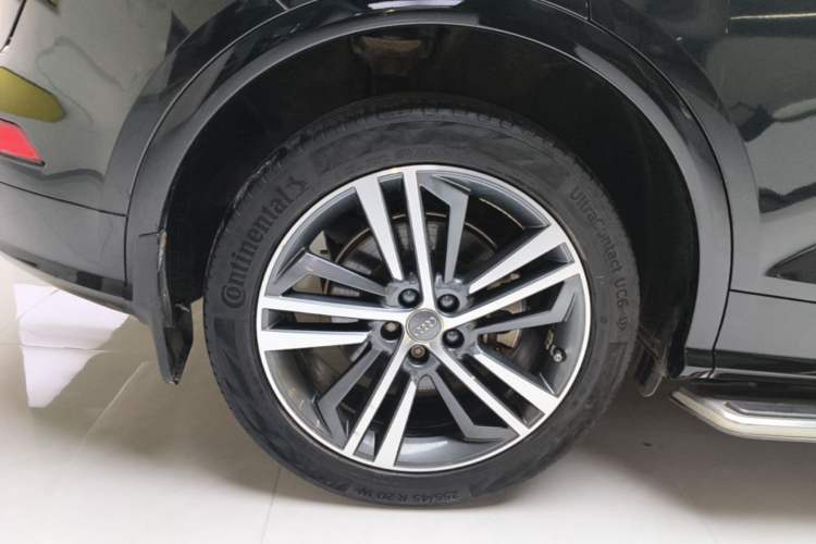 Used Audi Q5L 2020 Updated 40 TFSI Prestige Fashion Edition Right Rear Wheel Hub