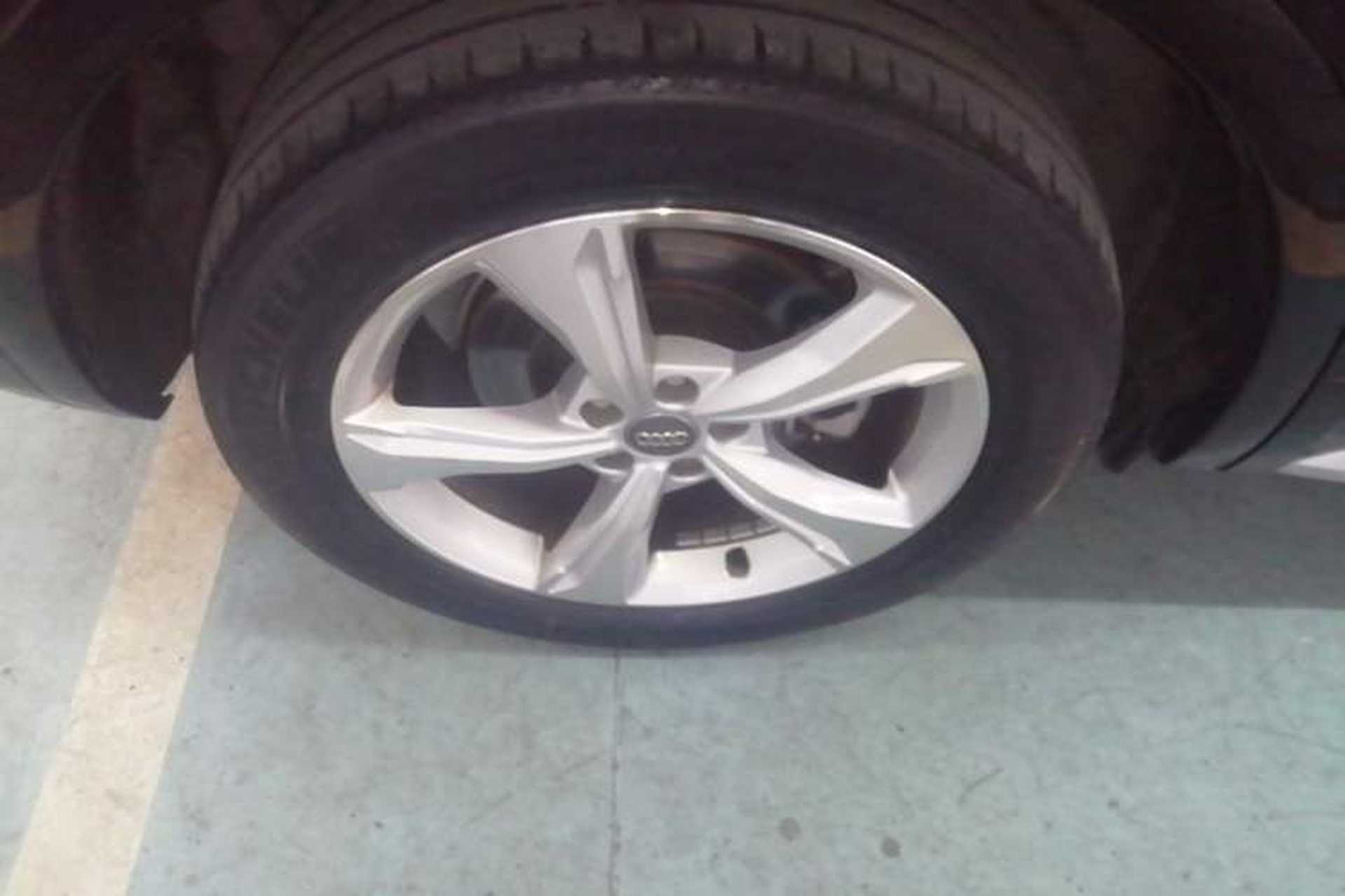 Used Audi Q5L 2020 Revised 40 TFSI Prestige Edition Right Rear Wheel Hub