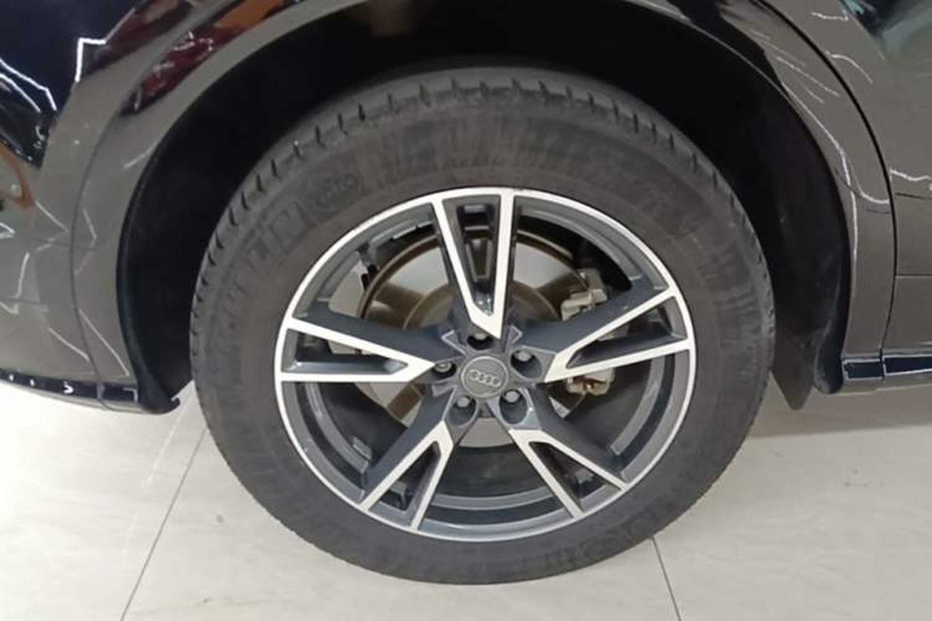 Used Audi Q5L 2020 Updated 40 TFSI Prestige Fashion Edition Right Rear Wheel Hub