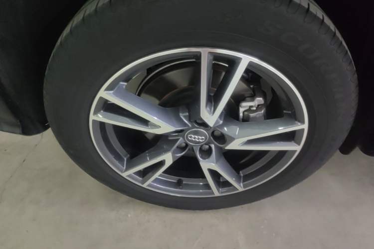 Used Audi Q5L 2020 45 TFSI Prestige Fashion Model Right Rear Wheel Hub